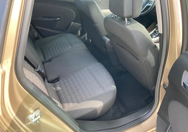 Opel Astra cena 25900 przebieg: 160000, rok produkcji 2013 z Jarocin małe 466